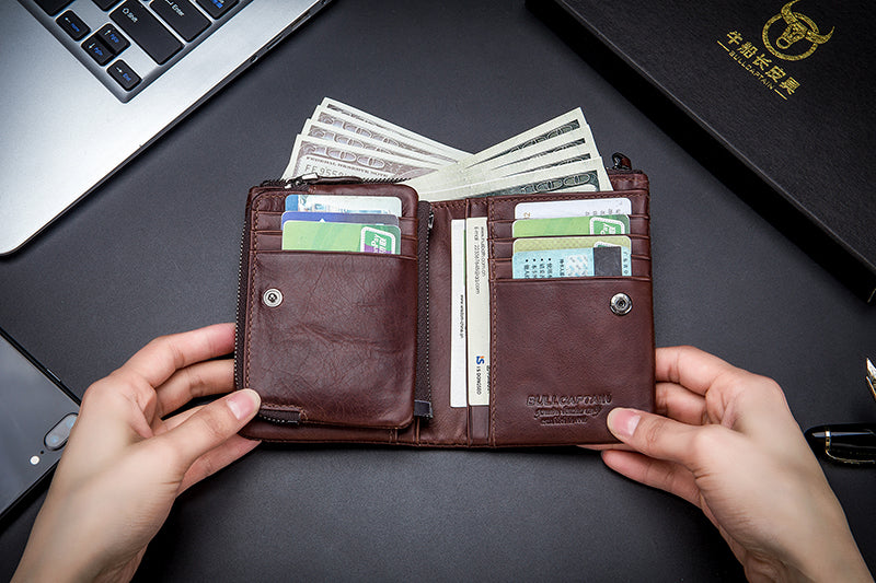 Men Leather Travel Secure Bifold RFID Wallet Large Capacity Wallet Coffee