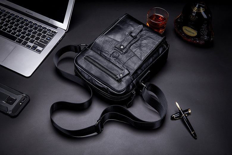 Men Vintage Leather Small Messenger Bag Business Travel Shoulder Bag Black